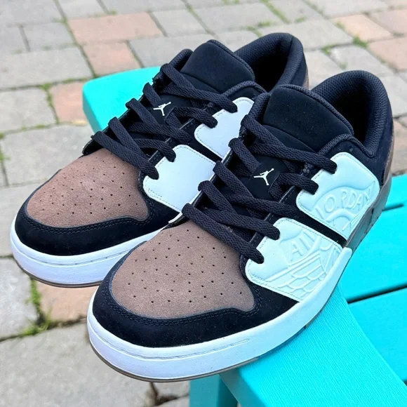 Mens Nike Jordan Nu Retro 1 Athletic Sneakers Low Palomino DV5141-102 US Size 9 - Picture 2 of 9